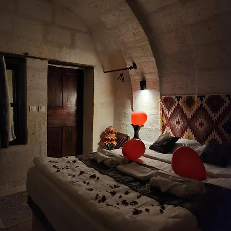 Bed & Breakfast Mmf Cave House *