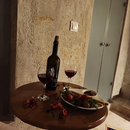 Bed & Breakfast Mmf Cave House