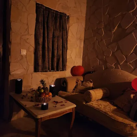 Panzió Mmf Cave House 4*