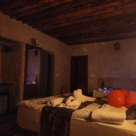 Mmf Cave House Alojamento de Acomodação e Pequeno-almoço Nevşehir