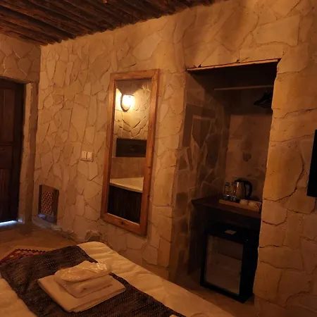 Mmf Cave House *