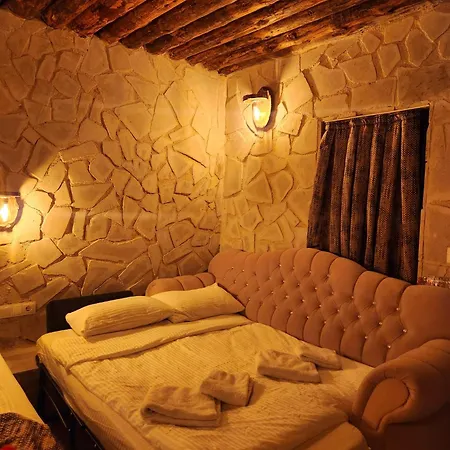 Panzió Mmf Cave House 4*