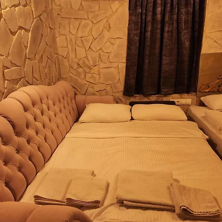 Mmf Cave House Panzió Nevşehir