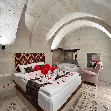 Panzió Mmf Cave House 4*