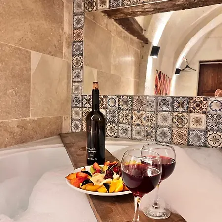 Mmf Cave House Отель типа 